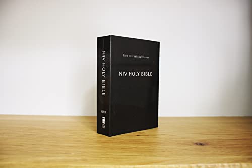Holy Bible: New International Version, Black, Comfort Print