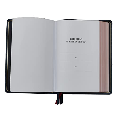 NKJV, Thinline Reference Bible, Large Print, Leathersoft, Black, Red Letter, Comfort Print: Holy Bible, New King James Version