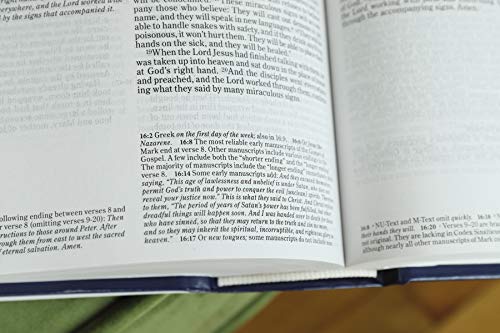 NIV, NKJV, NLT, The Message, Contemporary Comparative Study Side-by-Side Bible, Hardcover: The World's Bestselling Bible Paired with Three Contemporary Versions