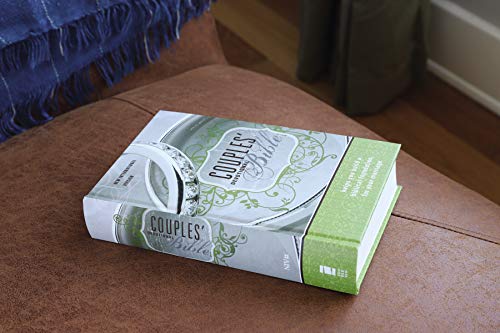NIV, Couples' Devotional Bible, Hardcover