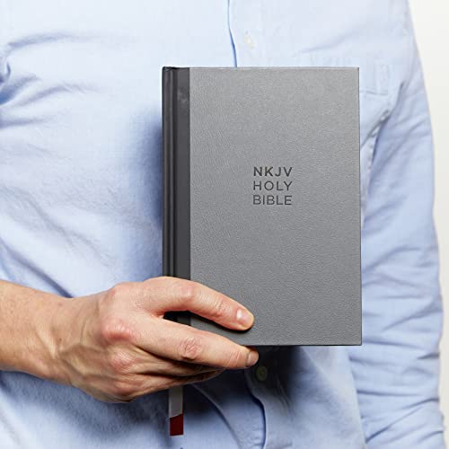 NKJV, Compact Single-Column Reference Bible, Hardcover, Gray, Comfort Print: Holy Bible, New King James Version