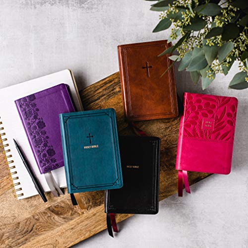 NKJV, End-of-Verse Reference Bible, Compact, Leathersoft, Black, Red Letter, Comfort Print: Holy Bible, New King James Version