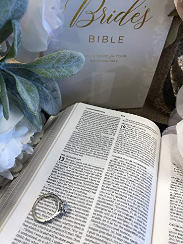 NKJV, Bride's Bible, Leathersoft, White, Red Letter, Comfort Print: Holy Bible, New King James Version
