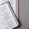 KJV Holy Bible, Giant Print Thinline Bible, Brown Leathersoft, Red Letter, Comfort Print: King James Version: Holy Bible, King James Version