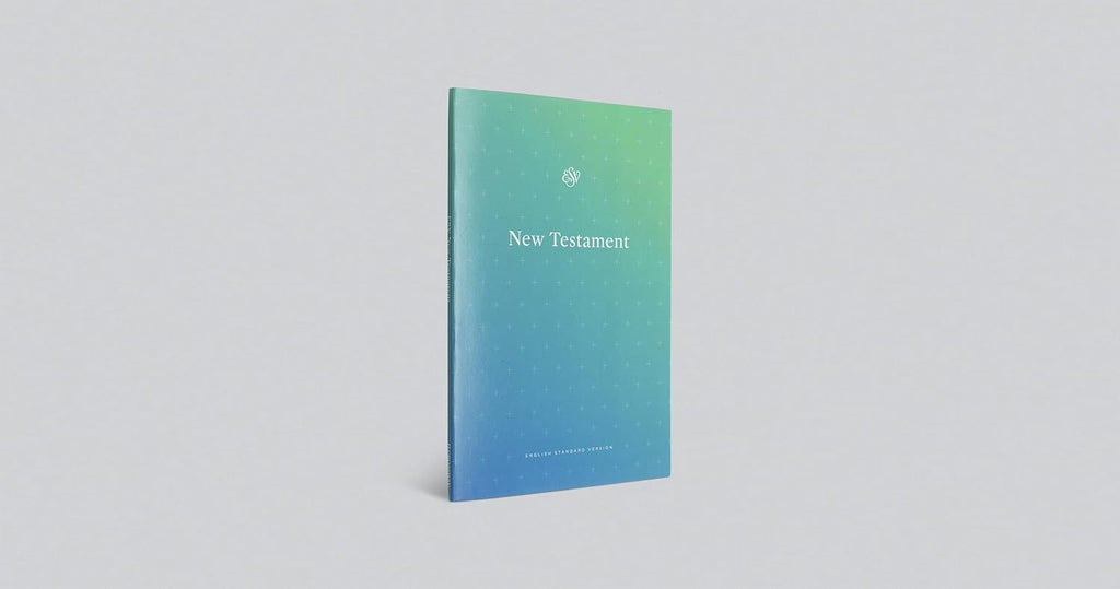 ESV Outreach New Testament: English Standard Version Outreach New Testament, Blue Paperback – 2025