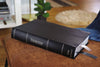Niv, Thompson Chain-Reference Bible, Large Print, European Bonded Leather, (Harper Collins Publishers)