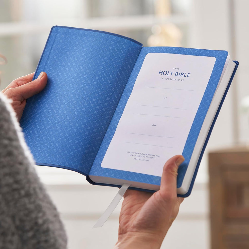 NKJV Holy Bible, Value Ultra Thinline, Blue Leathersoft, Red Letter, Comfort Print