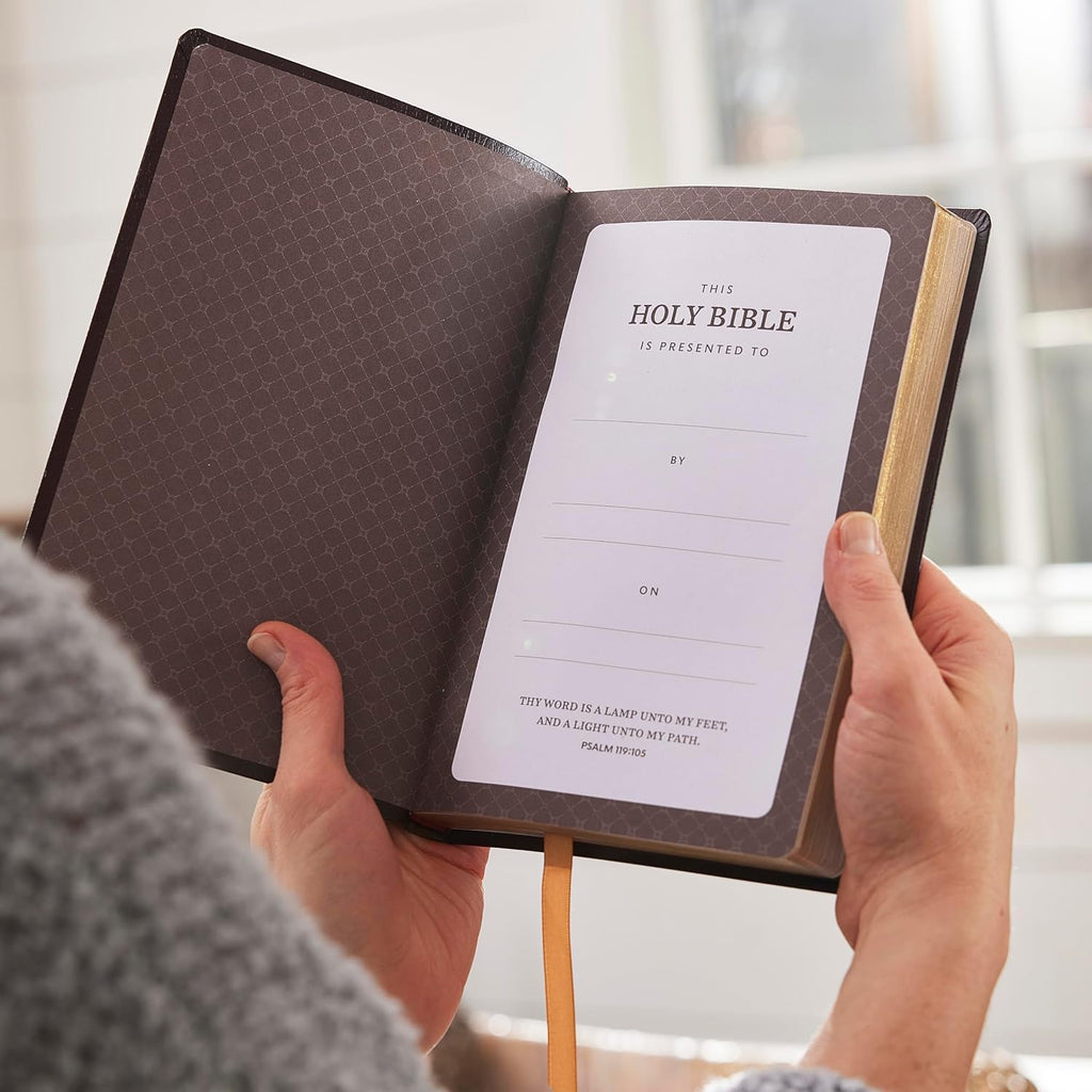 KJV Holy Bible: Value Ultra Thinline, Charcoal Leathersoft, Red Letter, Comfort Print: King James Version