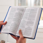 KJV Holy Bible: Value Ultra Thinline, Charcoal Leathersoft, Red Letter, Comfort Print: King James Version