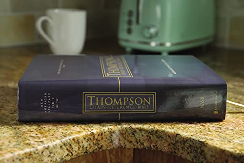 NASB, Thompson Chain-Reference Bible, Hardcover, Red Letter, 1977 Text: New American Standard Bible, 1977 Text, Red Letter