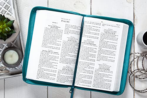KJV Holy Bible Zip Turquoise: King James Version, Turquoise, Zip