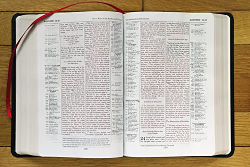 ESV TCR BL: English Standard Version, Black, Bonded Leather, Red Letter