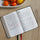 NKJV Holy Bible, Giant Print Center-Column Reference Bible, Black Leather-look, 72,000+ Cross References, Red Letter, Comfort Print: New King James Version: Holy Bible, New King James Version