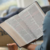 NKJV Holy Bible, Super Giant Print Reference Bible, Blue Leathersoft, 43,000 Cross references, Red Letter, Comfort Print: New King James Version: Holy Bible, New King James Version