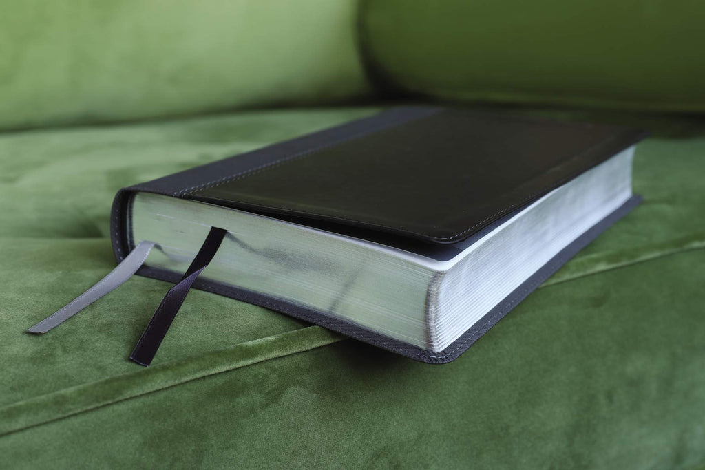 NIV, Personal Size Bible, Large Print, Leathersoft, Black, R Imitation Leather – 26 November 2019