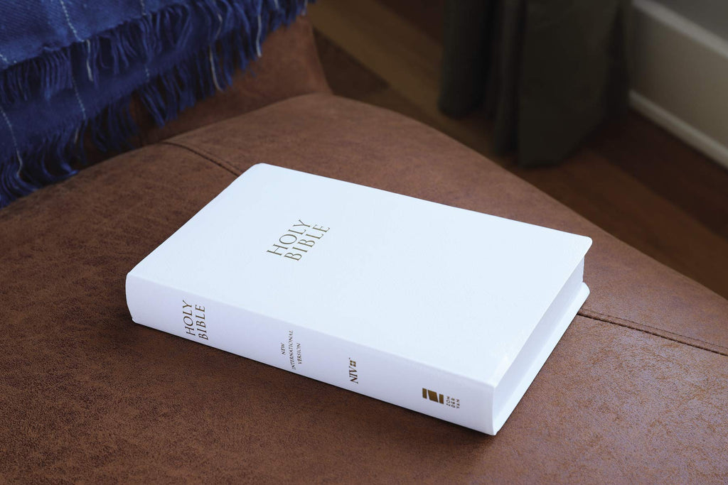 Niv, Gift and Award Bible, Leather-Look, White, Red Letter Edition, Comfort Print