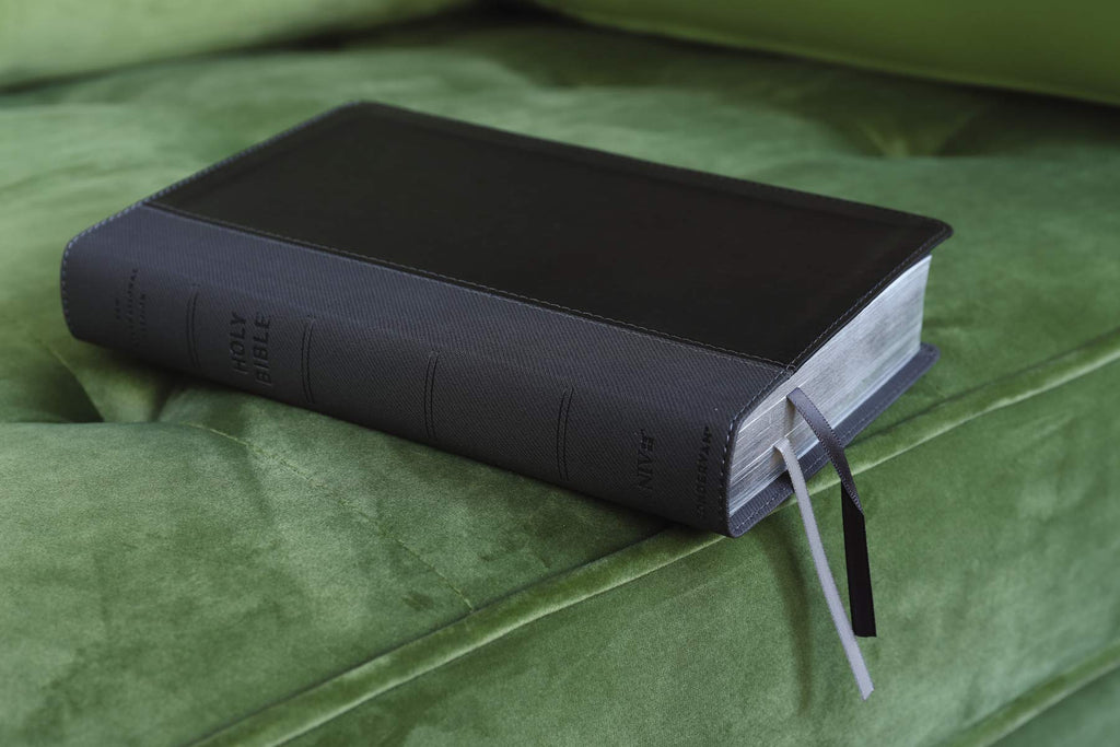 NIV, Personal Size Bible, Large Print, Leathersoft, Black, R Imitation Leather – 26 November 2019