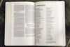Niv, Gift and Award Bible, Leather-Look, White, Red Letter Edition, Comfort Print