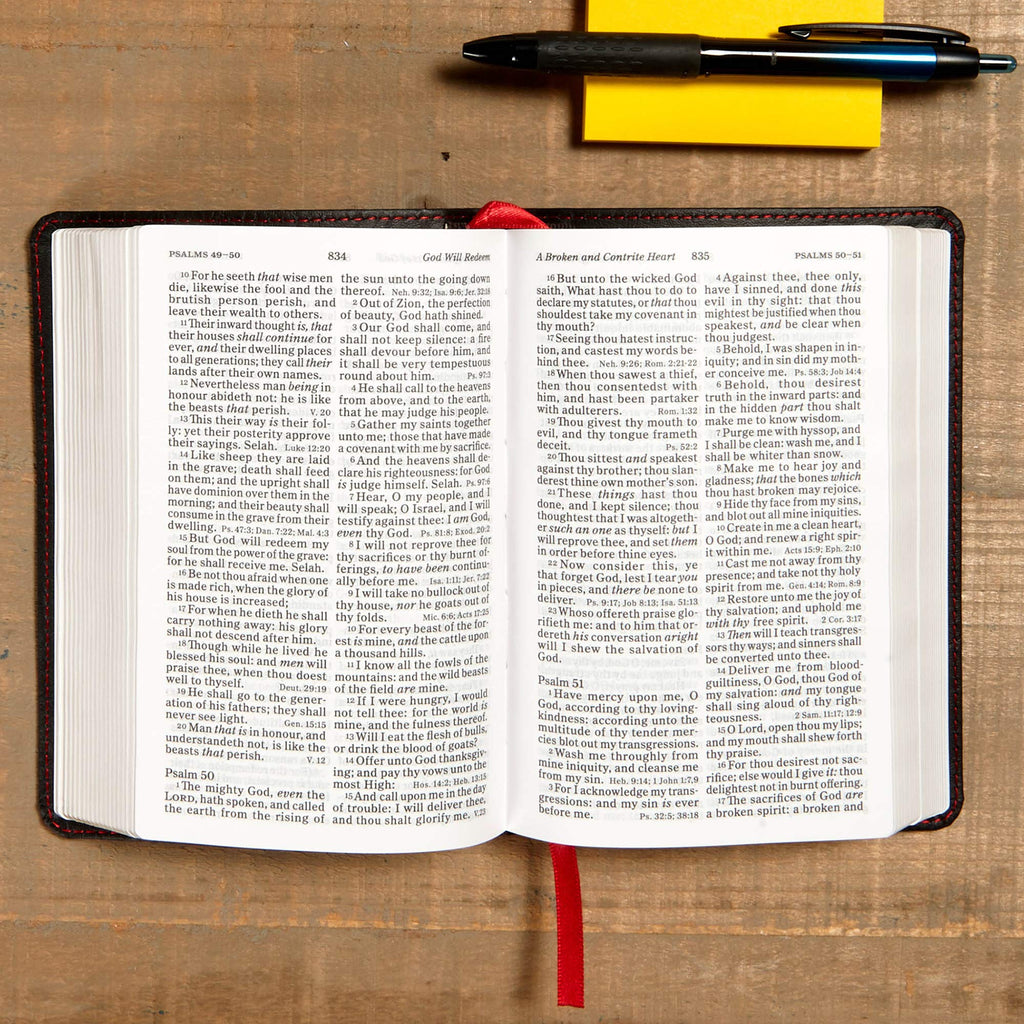 KJV Large Print Compact Reference Bible, Black LeatherTouch: King James Version, Black Leathertouch, Reference Bible
